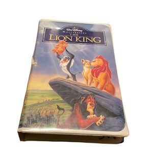 Walt Disney Lion King VHS movie cartoon 90s animals pride rock Mufasa Simba scar
